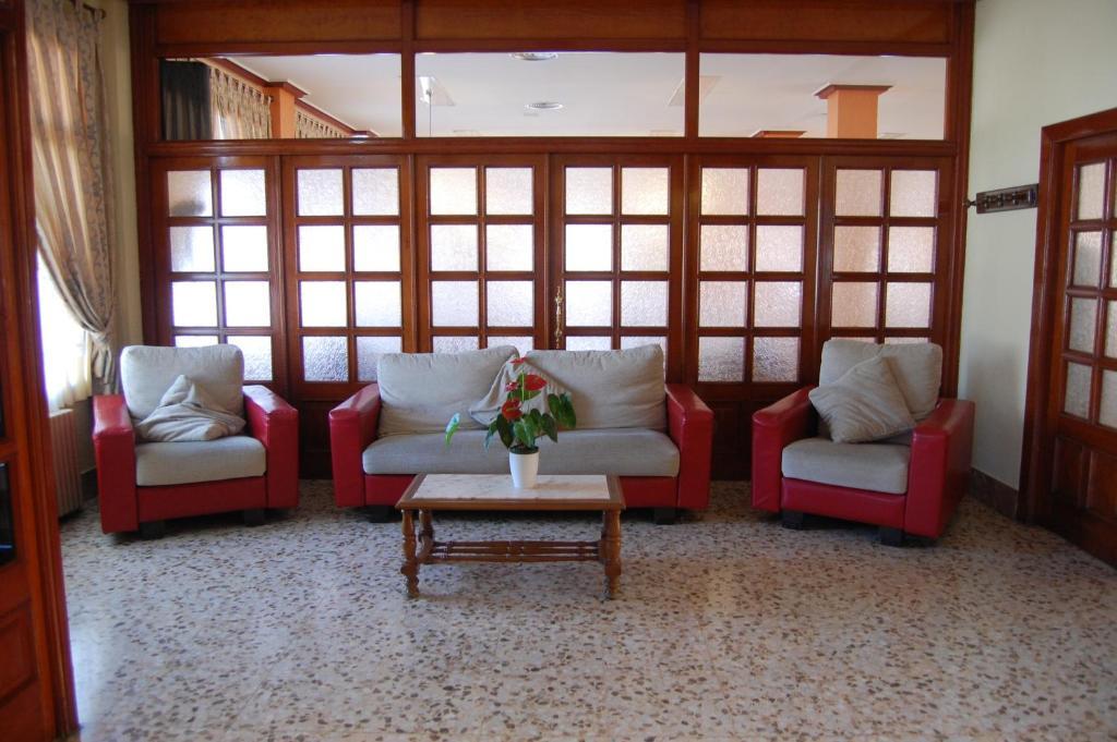 Hotel Balfagon Каланда Екстер'єр фото